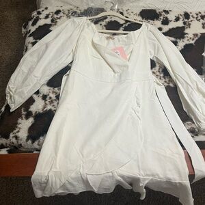 NWT Showpo Off the Shoulder White Dress